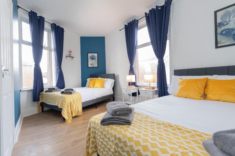 Open Mind Property - 4BR 17 Guests & Free Parking - image 26