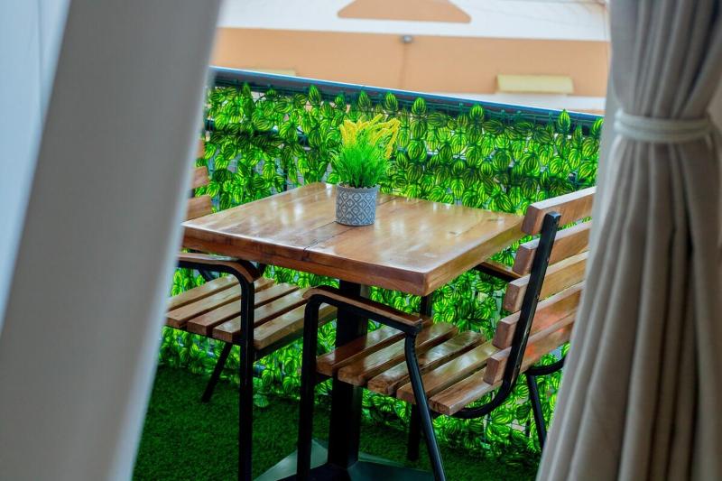 Modern Cozy Haven with balcony views in Kiwatule Ntinda - image 7