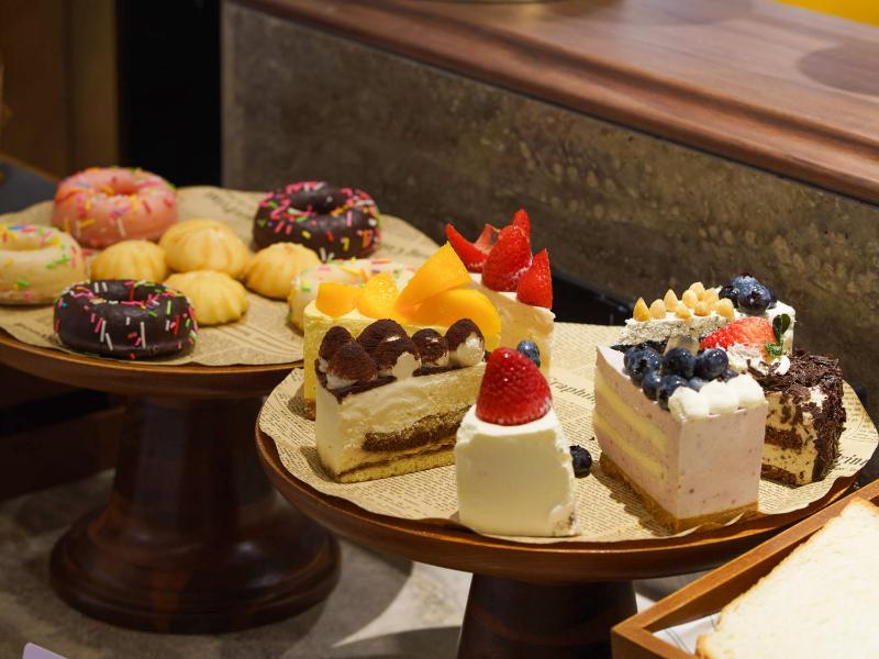 Mercure Xi'an Stadium Hotel - image 13