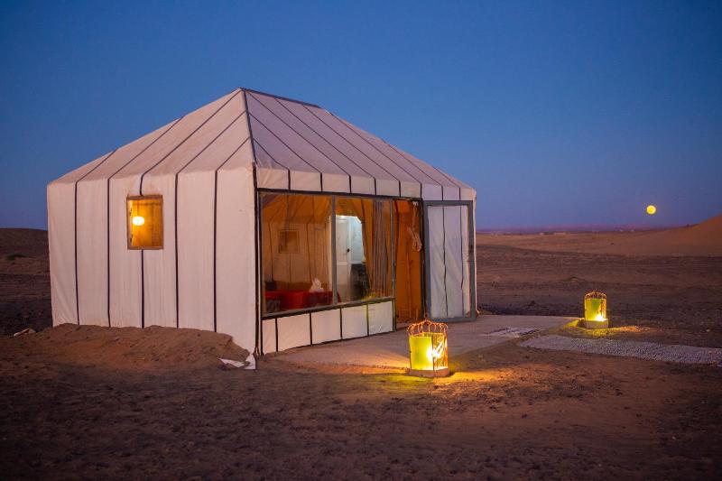 Luxury Desert Queen Camp - image 25