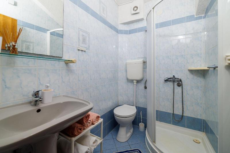 Apartment Dragica - image 28