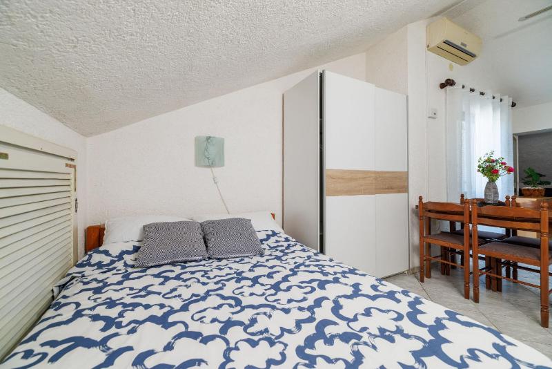 Apartment Dragica - image 36