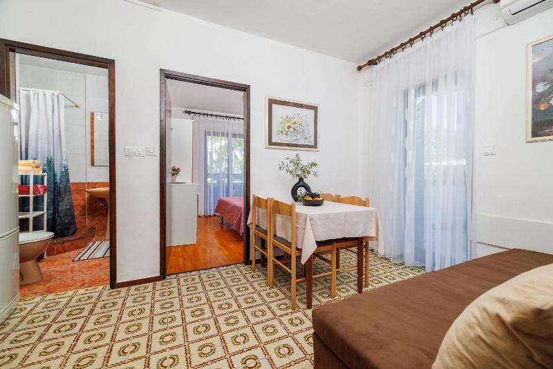 Apartment Dragica - image 3