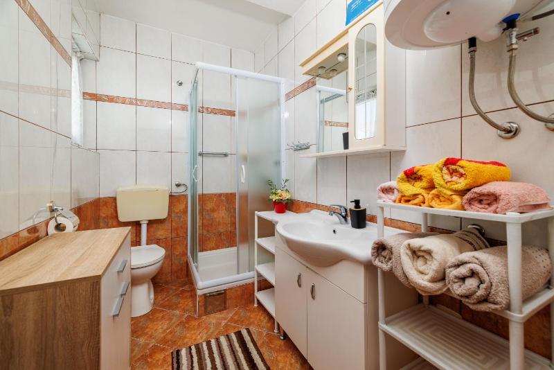 Apartment Dragica - image 20