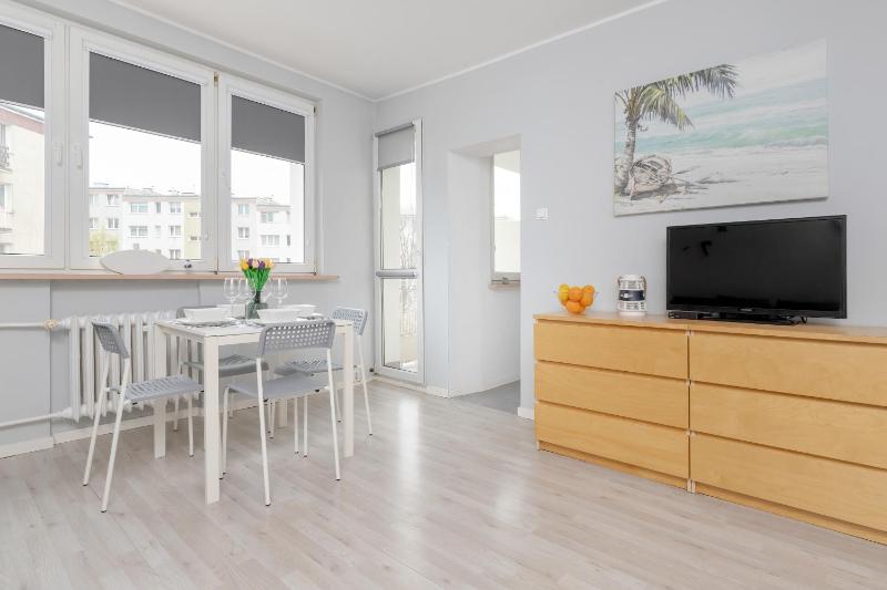 Unique & Seaside Studio for 4 people in Gdynia by Noclegi Renters - image 3