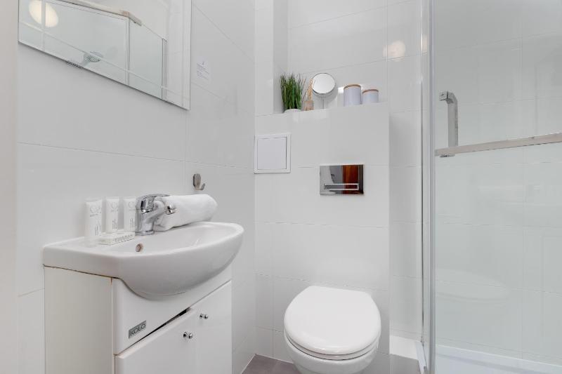 Unique & Seaside Studio for 4 people in Gdynia by Noclegi Renters - image 19