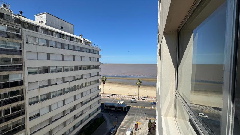 Apartamento en POCITOS vista al mar - image 8