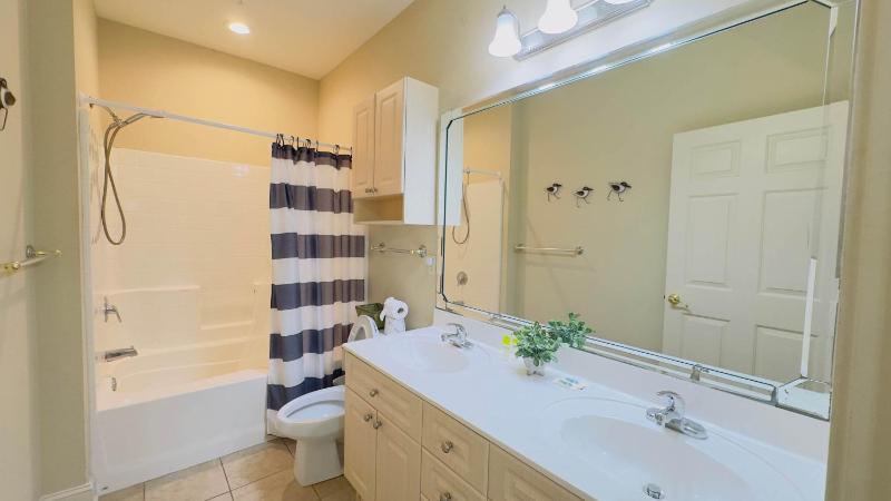 Imagine #2 your vacation at this beautiful condo - image 45