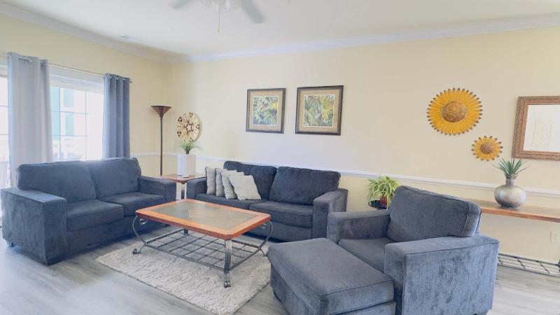 Imagine #2 your vacation at this beautiful condo - image 29