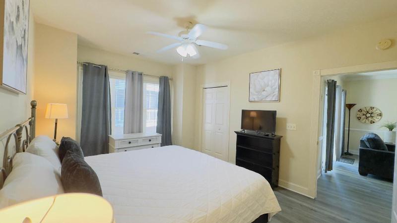 Imagine #2 your vacation at this beautiful condo - image 40