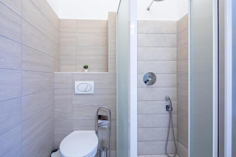 Central - Comfortable - Easy Sleep - image 14