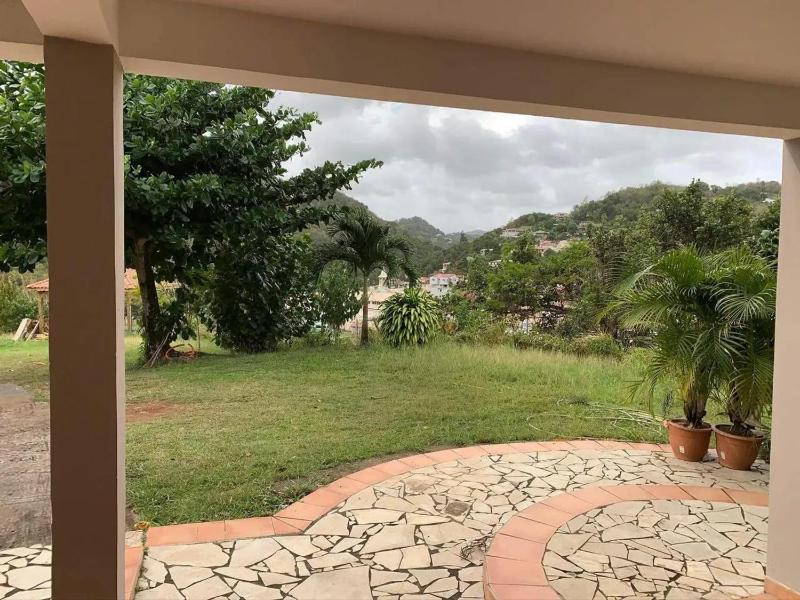 Appartement moderne à Rivière-Pilote 80 m² jardin - image 4