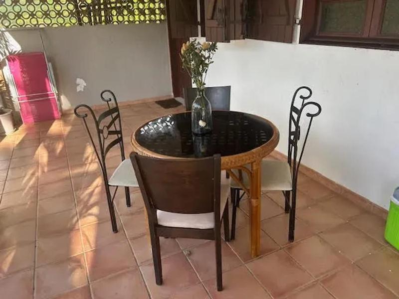 Appartement moderne à Rivière-Pilote 80 m² jardin - image 8