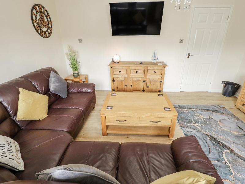 5 Links Court - image 6