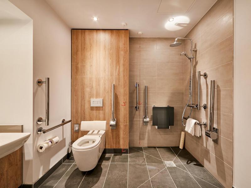 Park Regis Birmingham - image 48