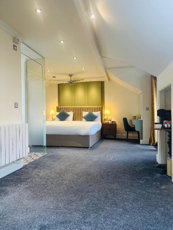 The Inn at Cheltenham Parade - image 29