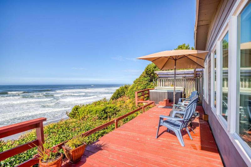 The Cliff House - Lincoln City - image 6