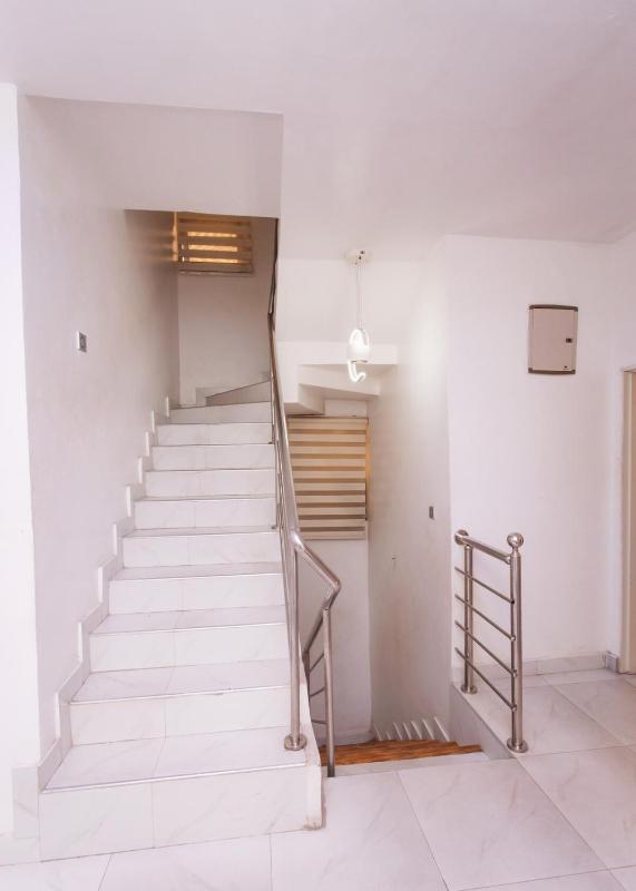 Tranquil 5BR Duplex in Lekki - image 14
