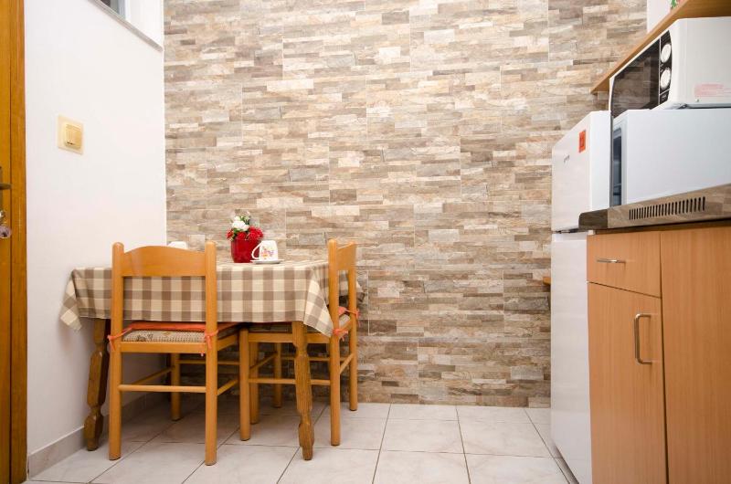 Apartments Nada - image 13