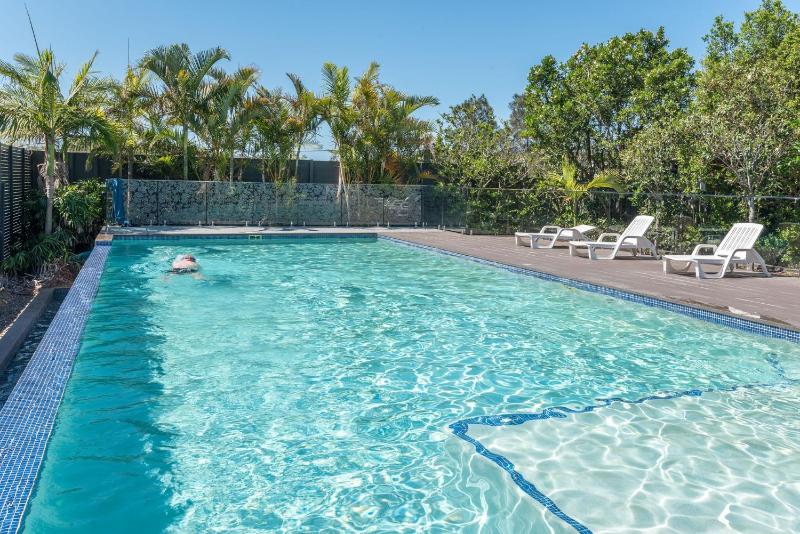 East Village Poolside Apartment - 15 Min to Brisbane Airport - image 10