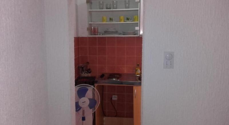 Triple Room with Private Bathroom image 2