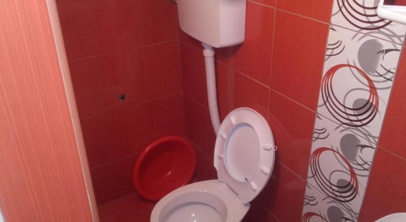 Quadruple Room with Private Bathroom image 4