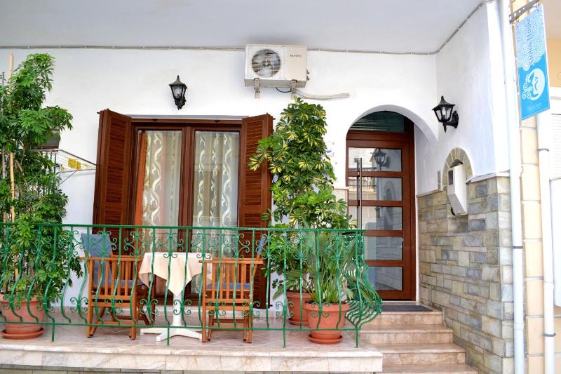 Aiolos House - image 17