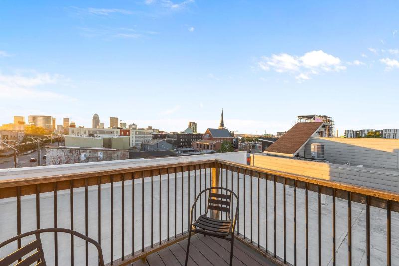 NEW Elegant Downtown Escape with Modern Comforts - image 41