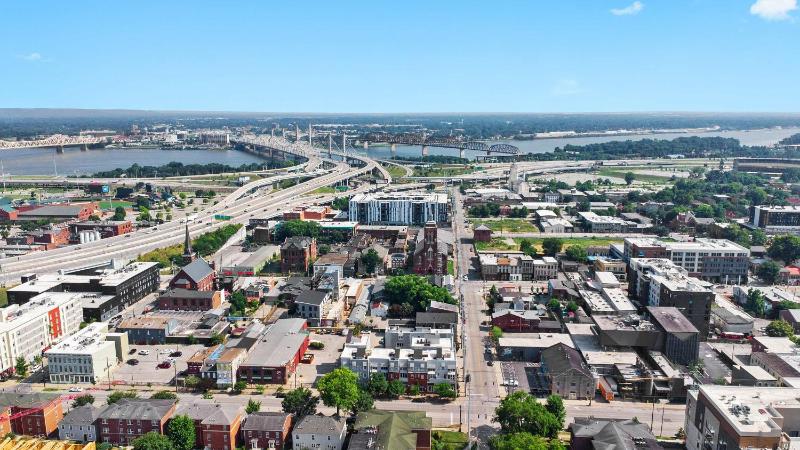NEW Elegant Downtown Escape with Modern Comforts - image 16