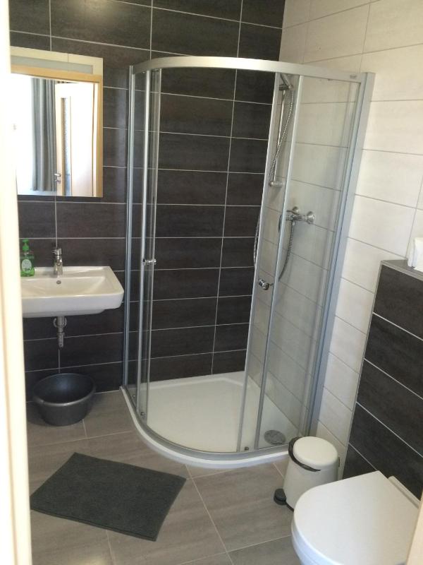 Double Room with Private Bathroom image 2