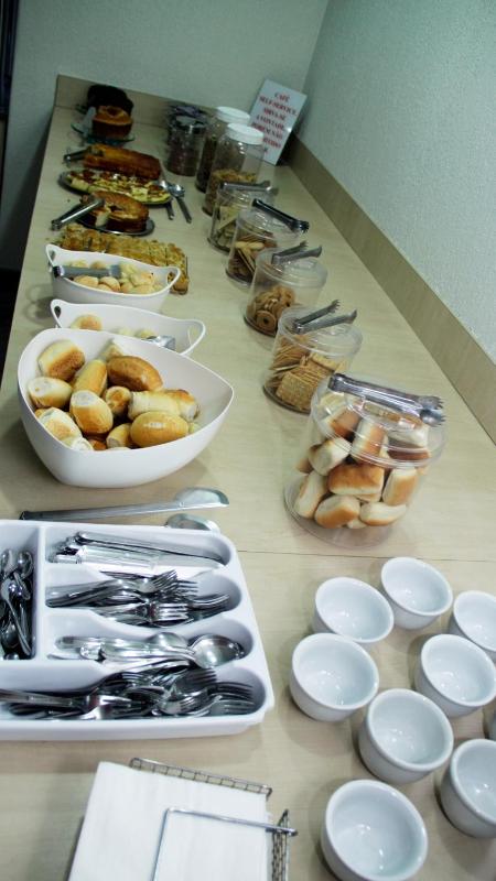 Estoril Hotel - image 21