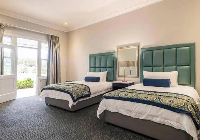 Luxe Avondale Boutique Hotel - image 13