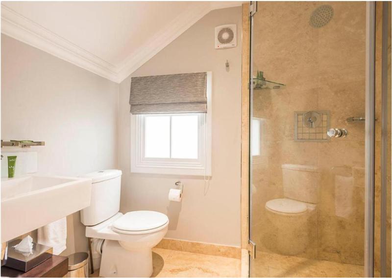 Luxe Avondale Boutique Hotel - image 7