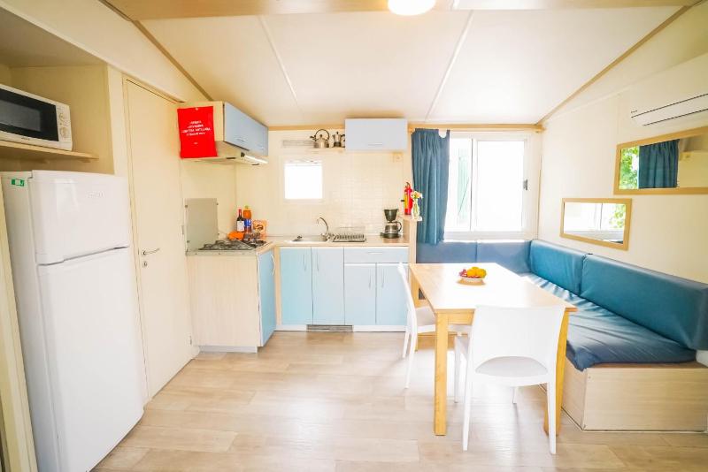 Happy Camp Mobile Homes in Camping Village Rosapineta - image 31
