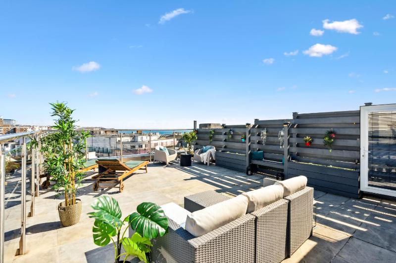 The Lanes Penthouse Large Terrace & Style & Sea View - image 14