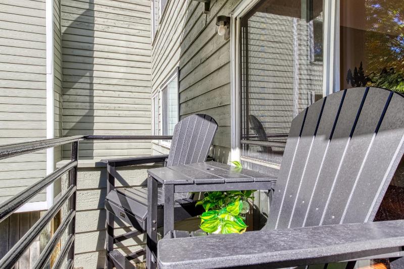 Cozy Bear Condo - Prime location just minutes from Ober Mountain downtown Gatlinburg - image 20