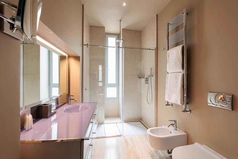 Escalus Luxury Suites Verona - image 16