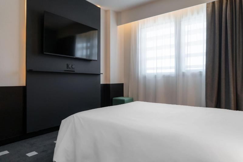 ibis Styles Beziers Centre - image 15