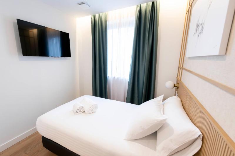 Silken Apartamentos Goya - image 5