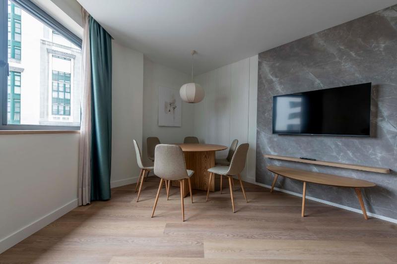 Silken Apartamentos Goya - image 11
