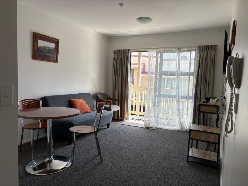 Ascot Motor Lodge - image 14