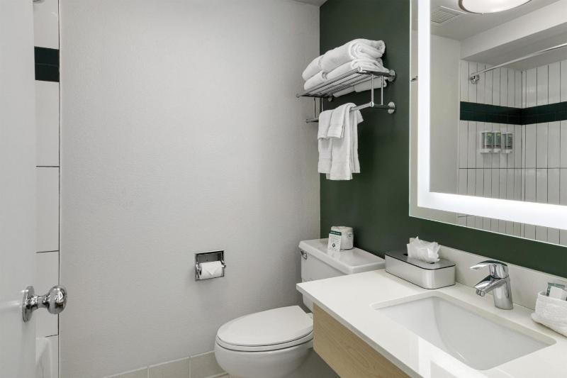 Best Western Portland West Beaverton - image 14