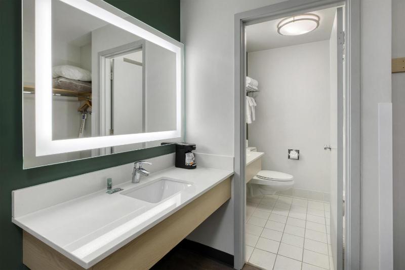 Best Western Portland West Beaverton - image 29