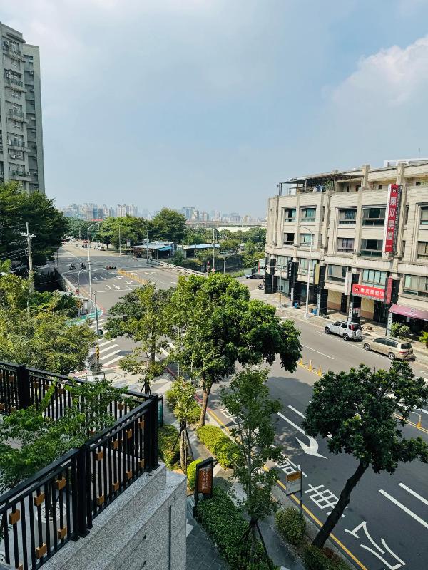 十三 居 - image 28