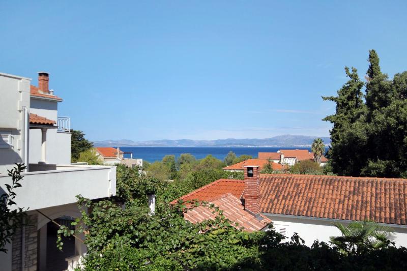 Apartments by the sea Mirca Brac - 5613 - image 5
