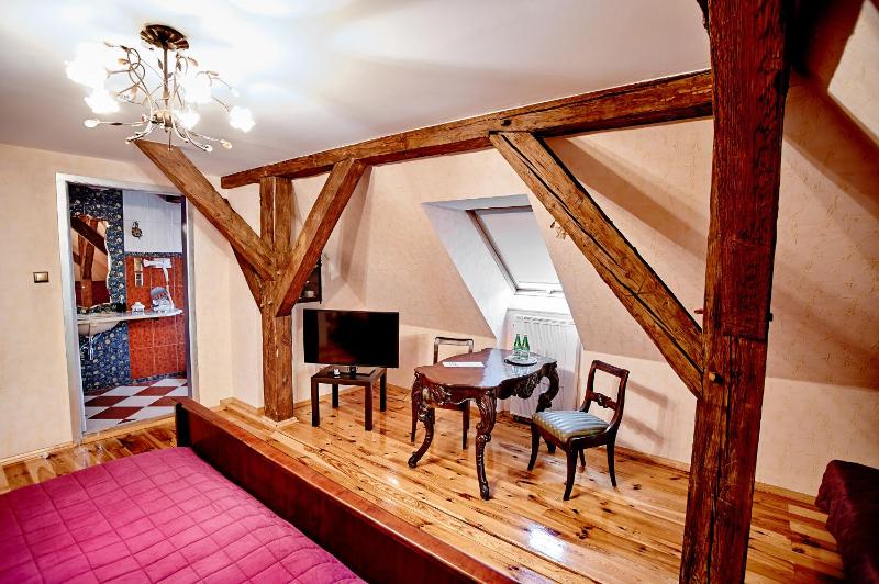 Deluxe Double Room (Spanish Style) image 3