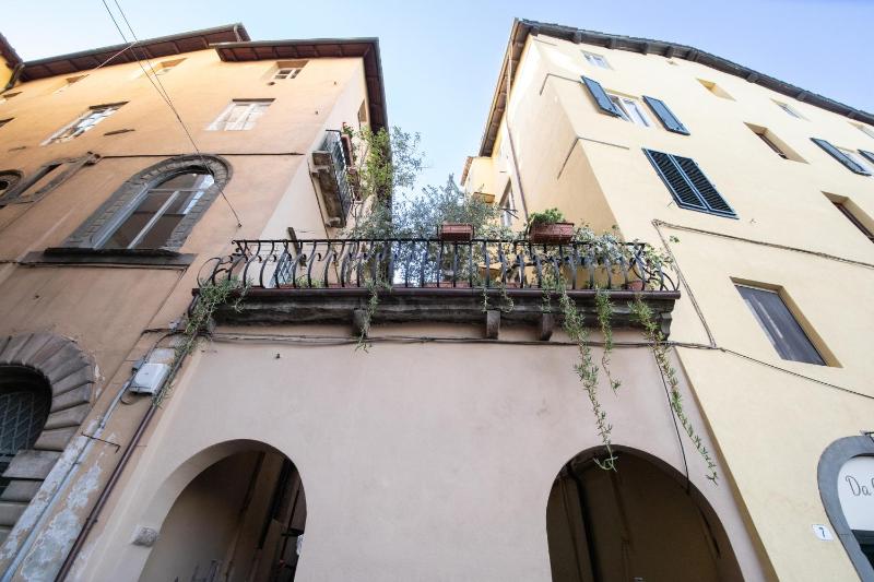 Dimora del Gallo in Center Town - image 18