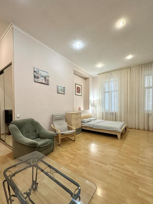 Nice studio on Independence sqr - image 11