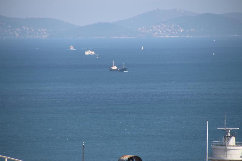 Queen Suite with Sea View image 4