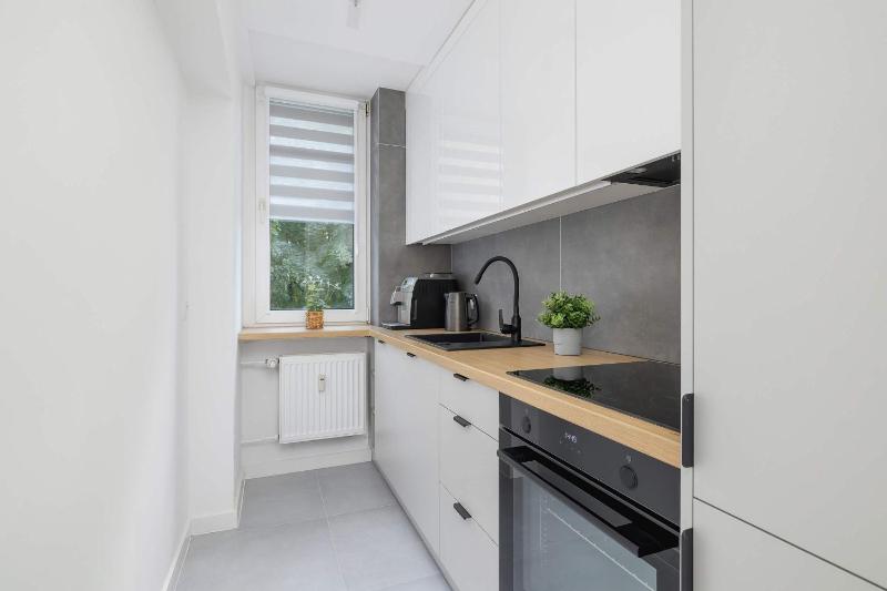 Classic Apartment Grazynskiego Katowice Near Spodek by Noclegi Renters - image 21